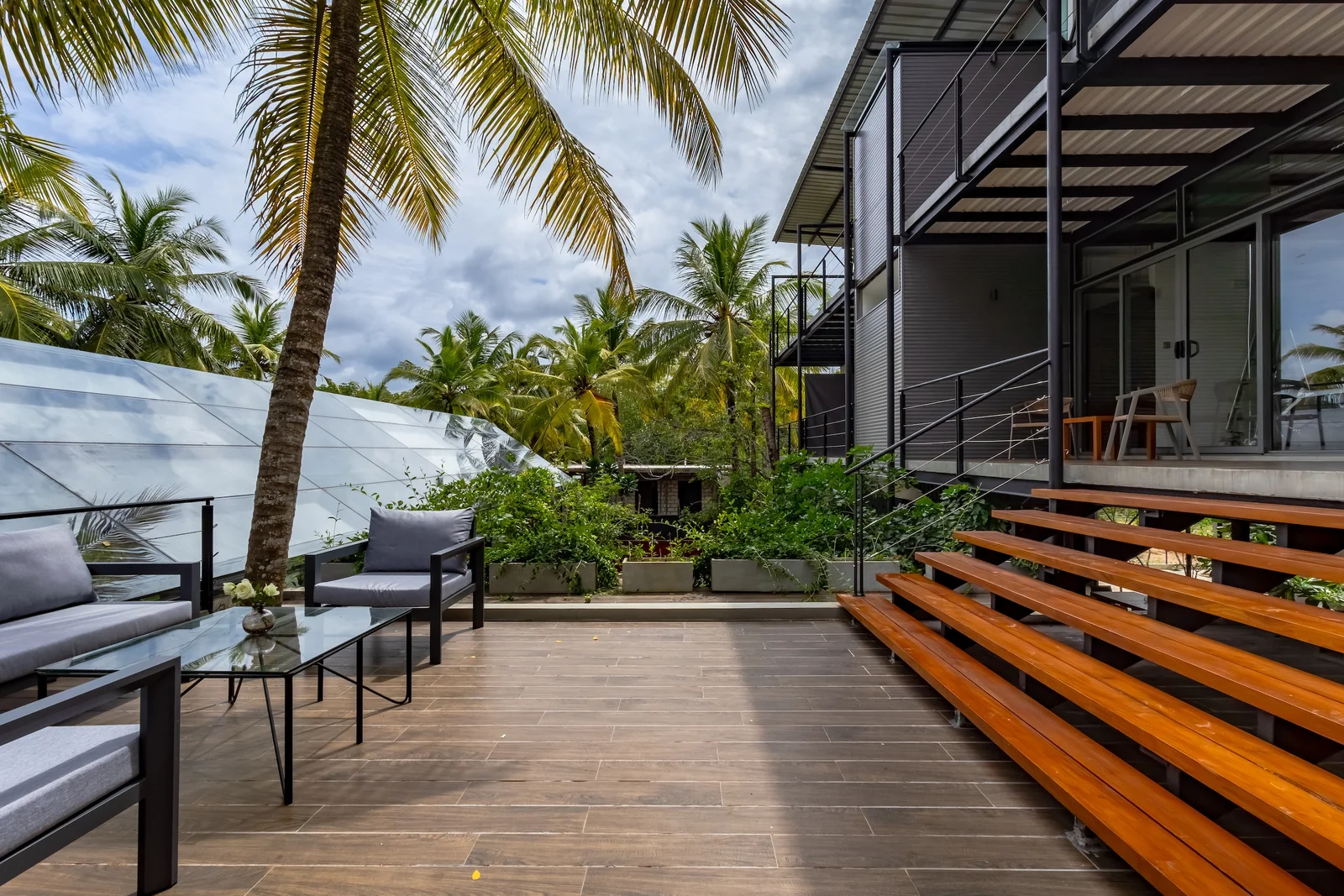 Tropical surroundings and atmospheric exterior setting at BlackRoots Unawatuna
